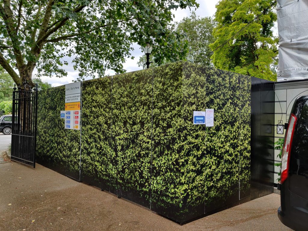 Construction Site Hoarding Printing in London – Citiprint – Same Day Print,  Signs and Graphics in London