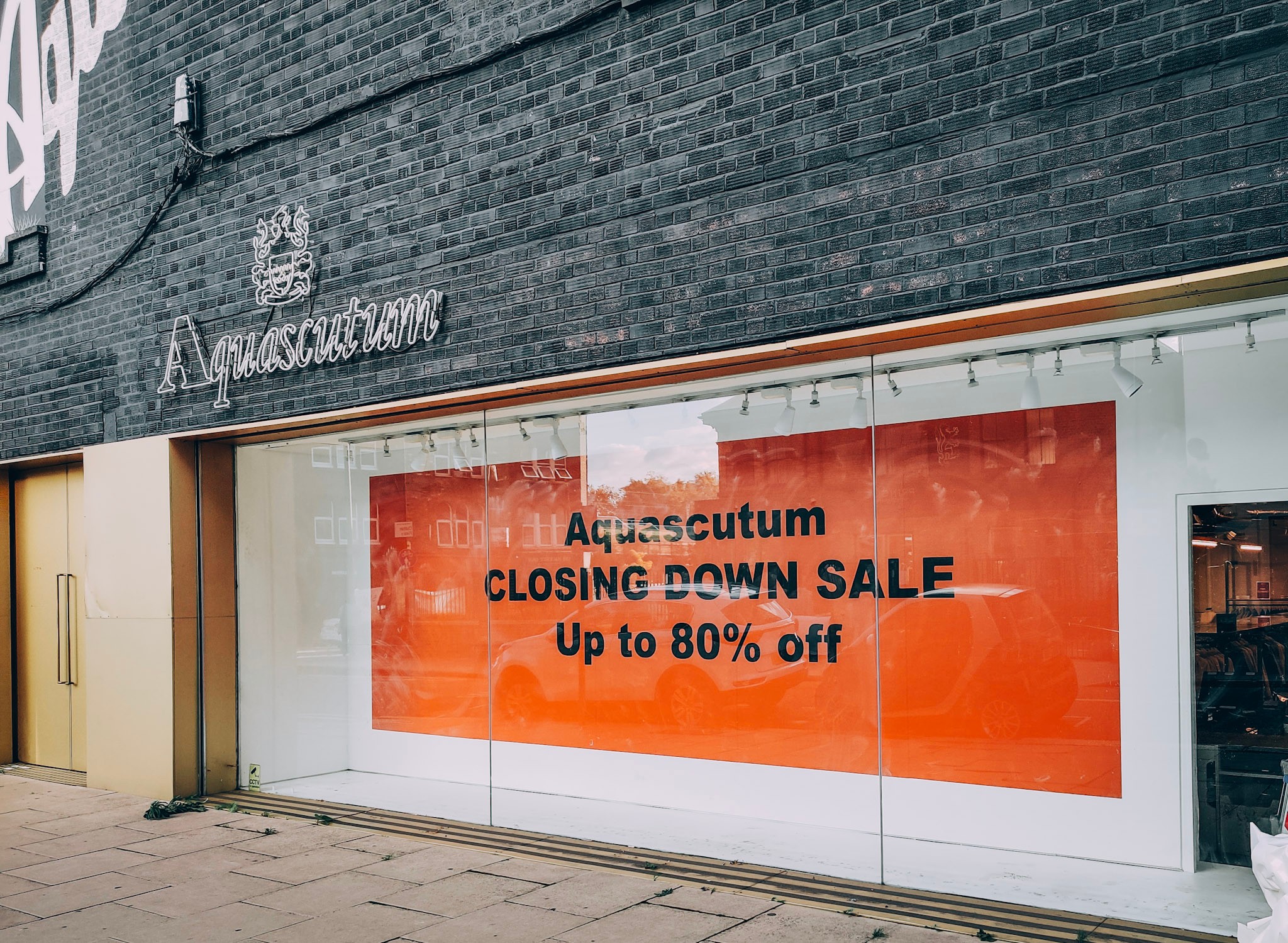 Aquascutum Window Graphics